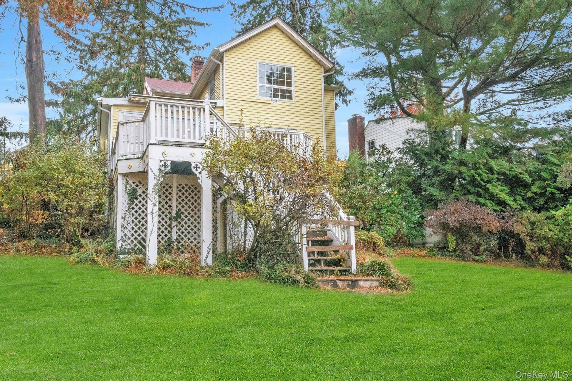 733 Stuart Avenue, Mamaroneck, NY 10543