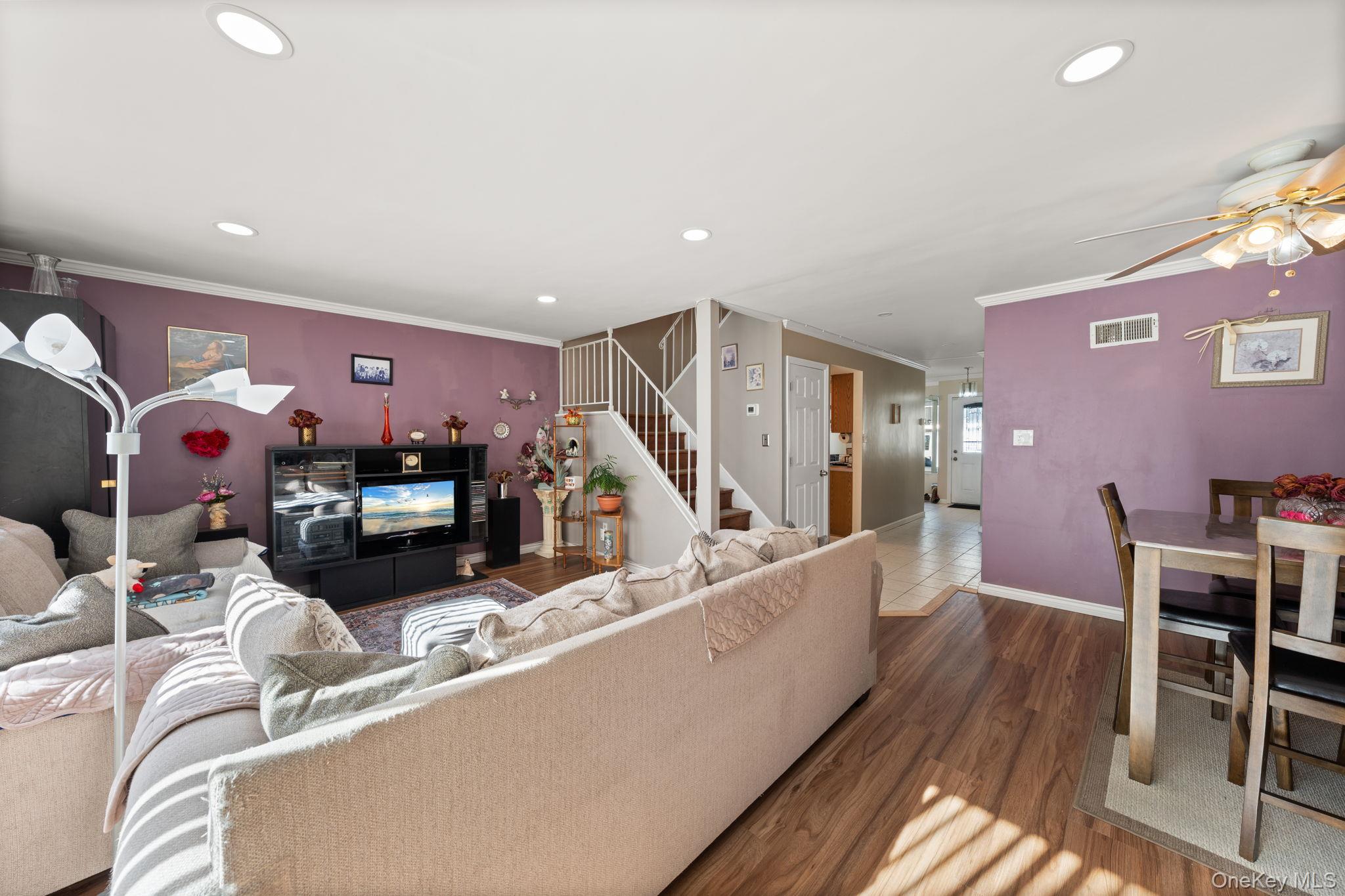 234 Dover Green, Staten Island, NY 10213