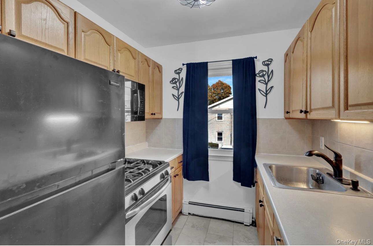 83 Finch # 2B, Islip, NY 11751