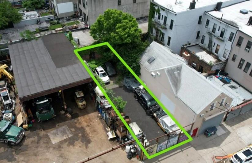 172 Moore Street, Brooklyn, NY 11206