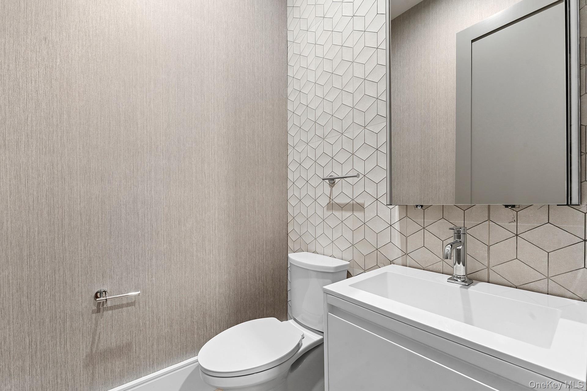 7 Rosemary Lane, Sag Harbor, NY 11963