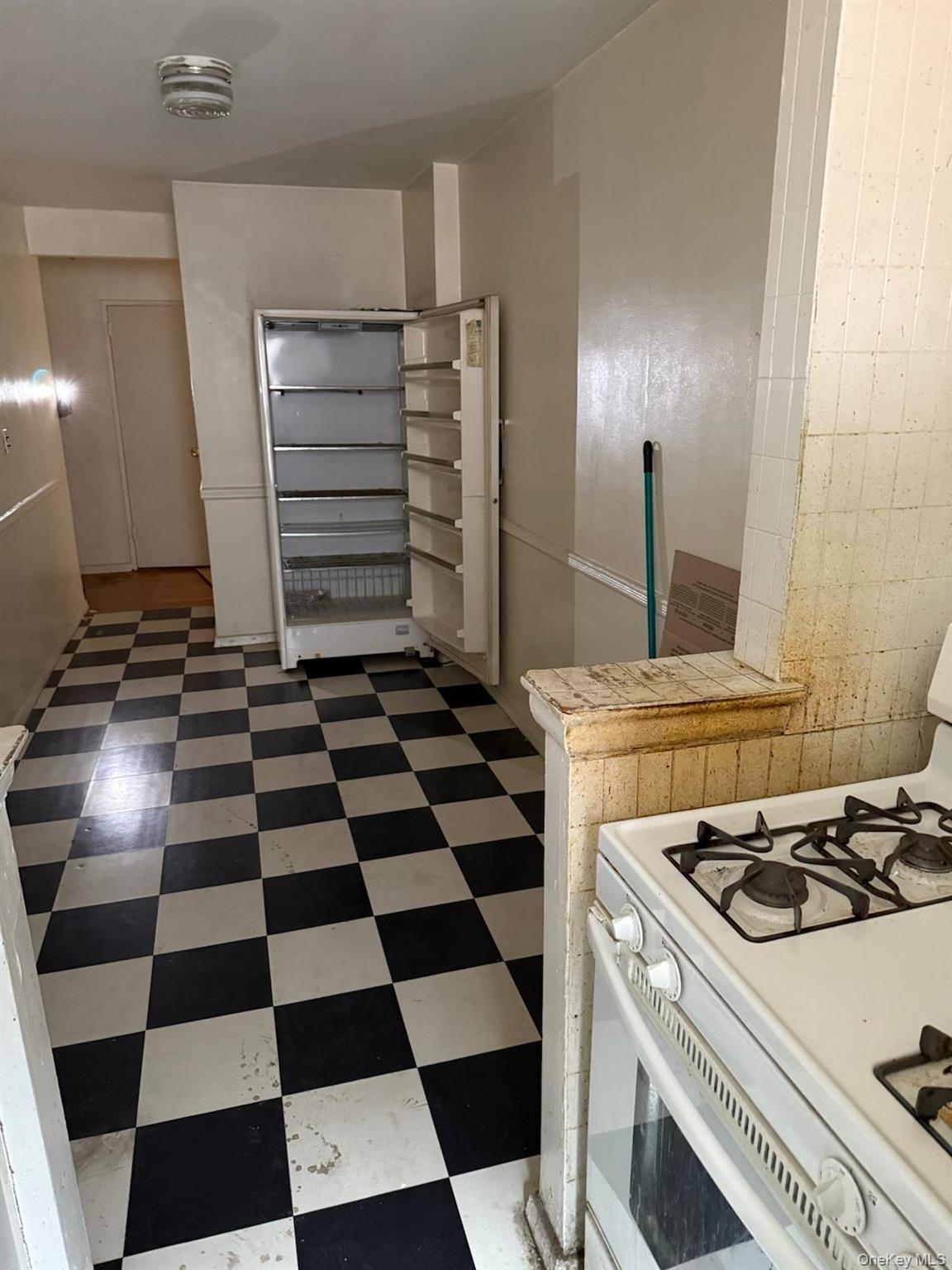 3520 Tryon Avenue # 303, Bronx, NY 10467