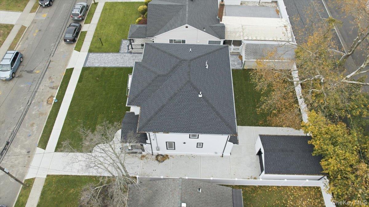 25 Countisbury Avenue, Valley Stream, NY 11580