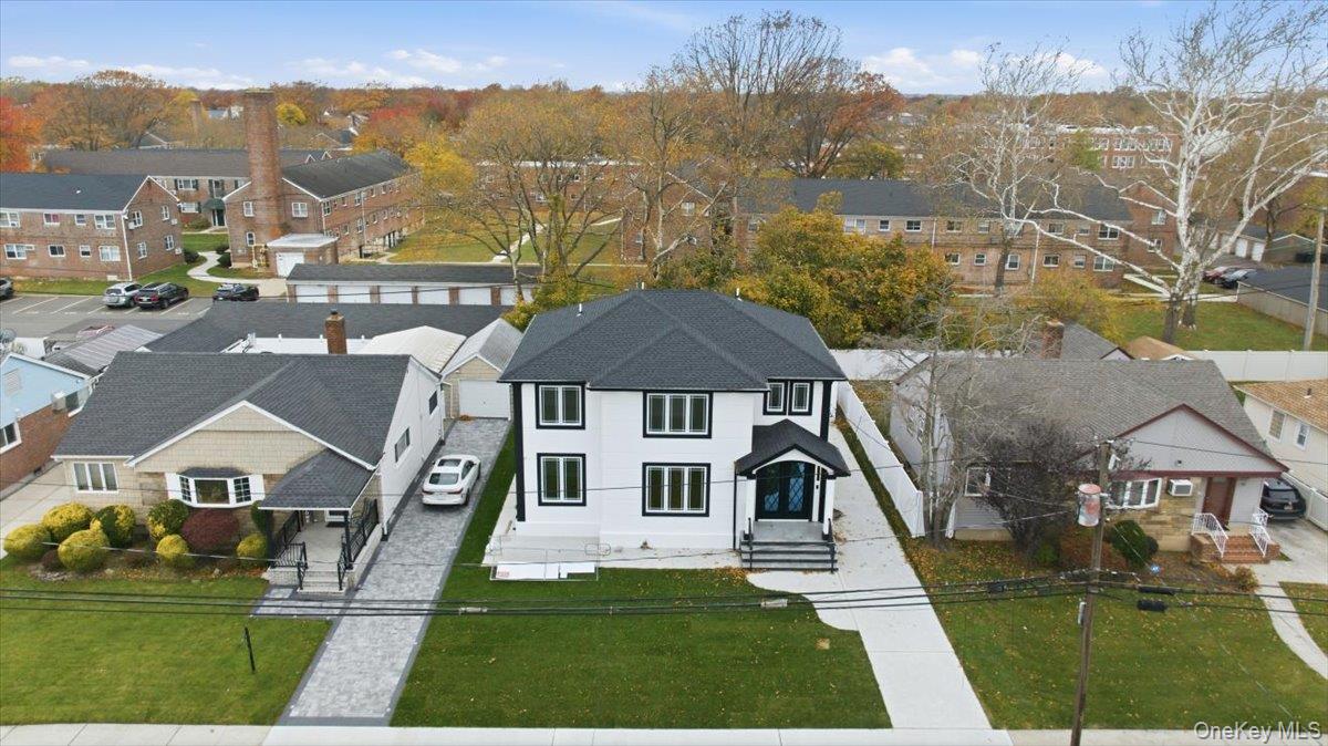 25 Countisbury Avenue, Valley Stream, NY 11580