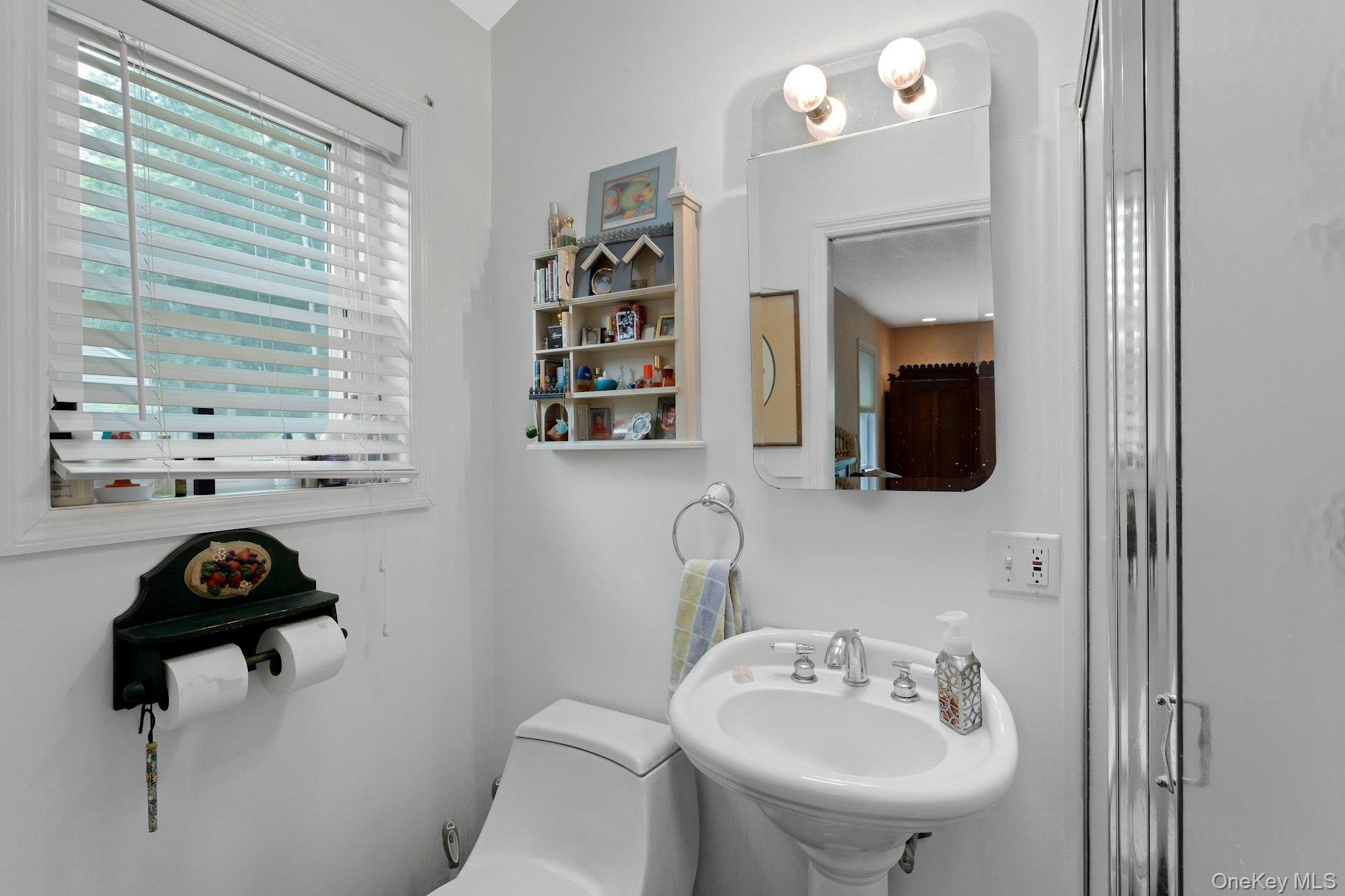 934 Peekskill Hollow Road, Carmel, NY 10579