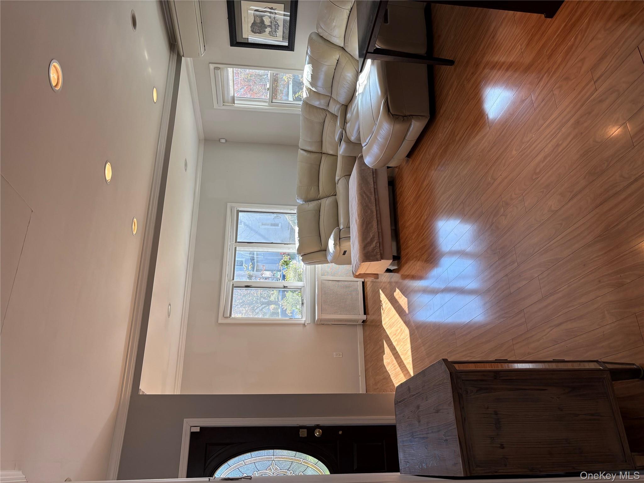 176 Garfield Avenue, Mineola, NY 11501