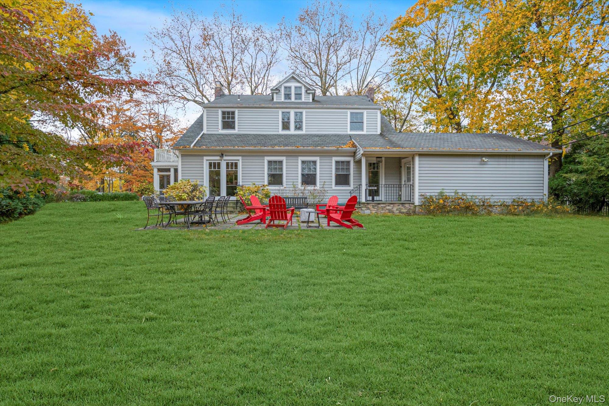 1 Deepdale Drive, Great Neck, NY 11021