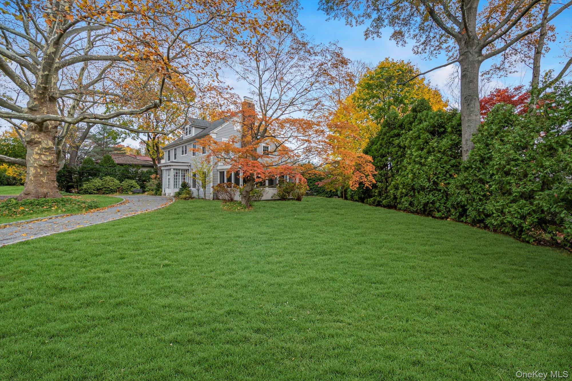 1 Deepdale Drive, Great Neck, NY 11021