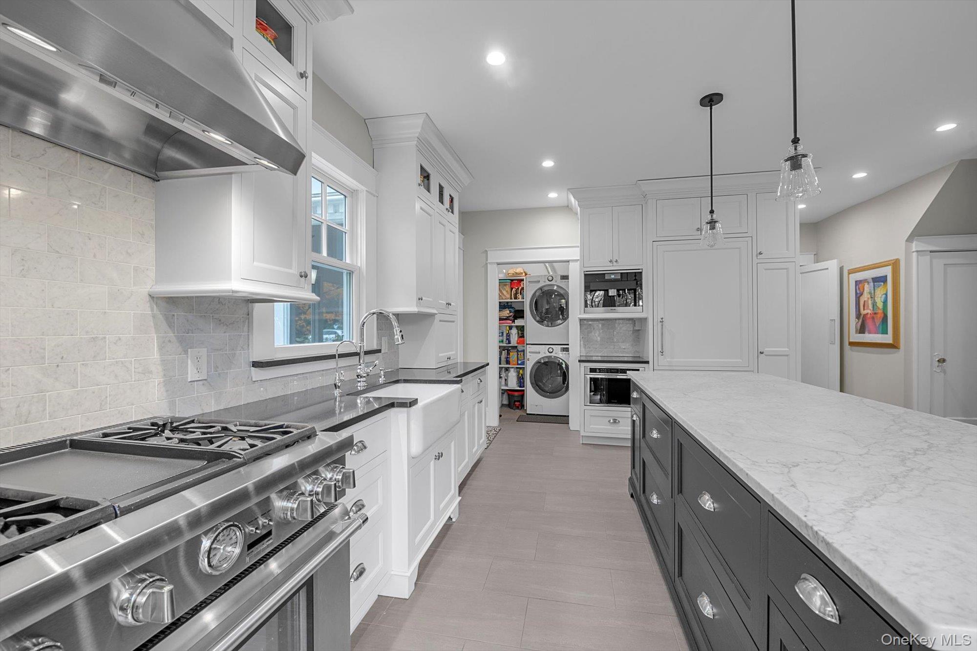 1 Deepdale Drive, Great Neck, NY 11021