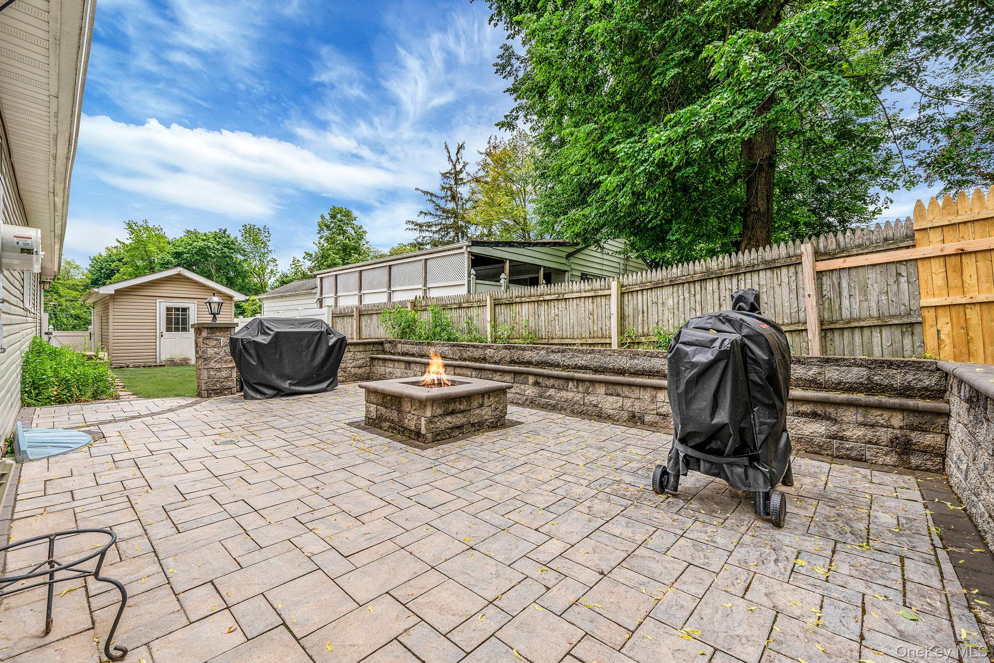 5 Willets Drive, Syosset, NY 11791