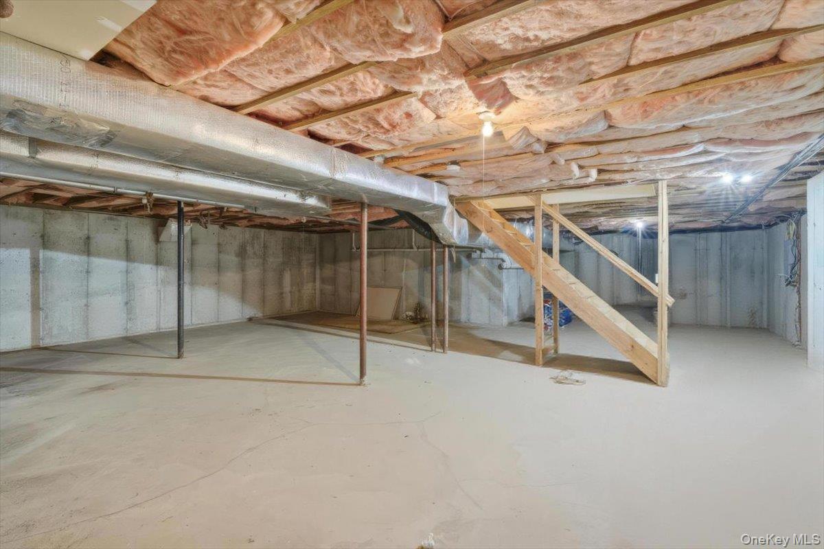 55 Tiffany Way, Nesconset, NY 11767