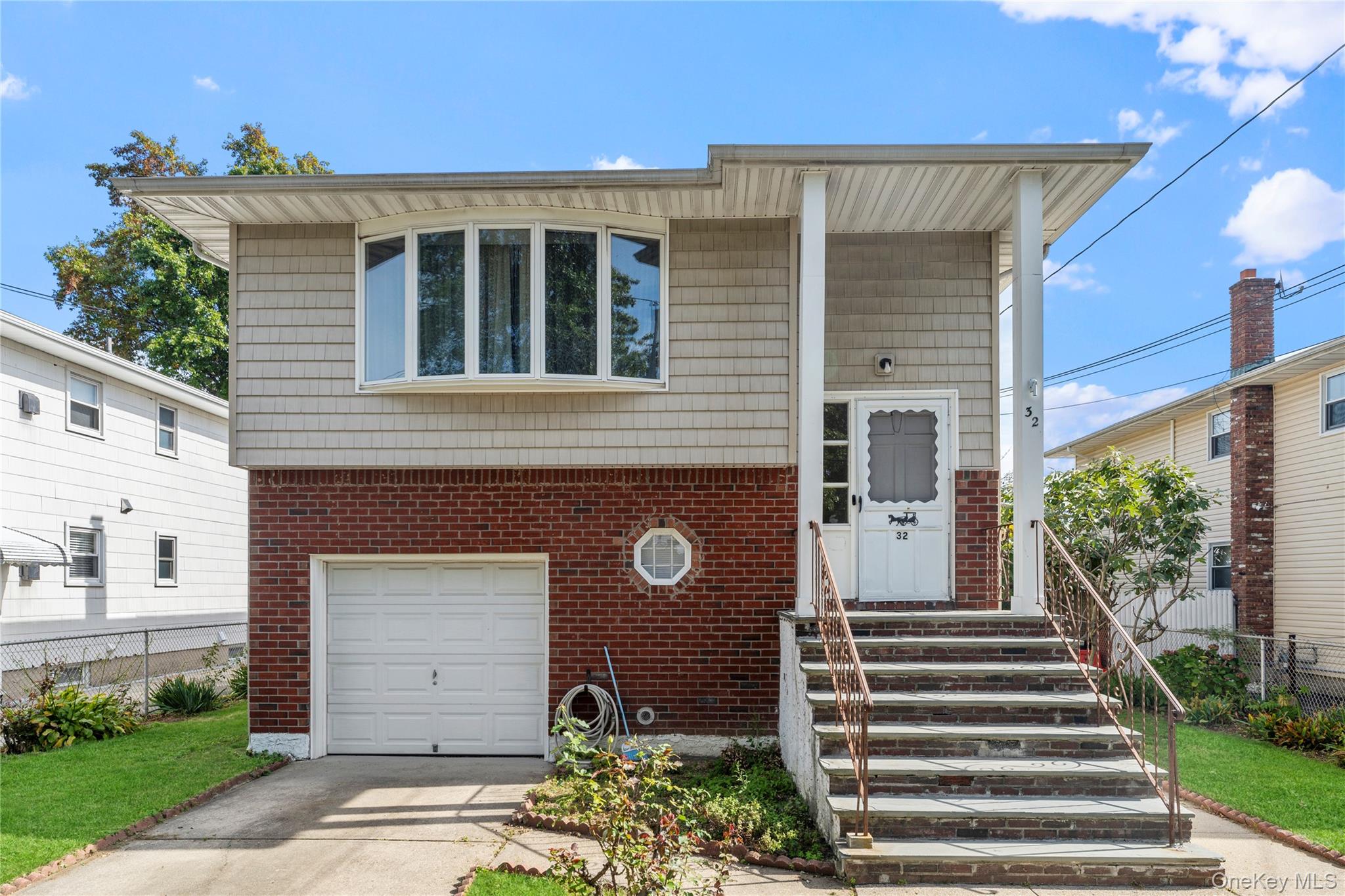 32 Madison Avenue, Franklin Square, NY 11010