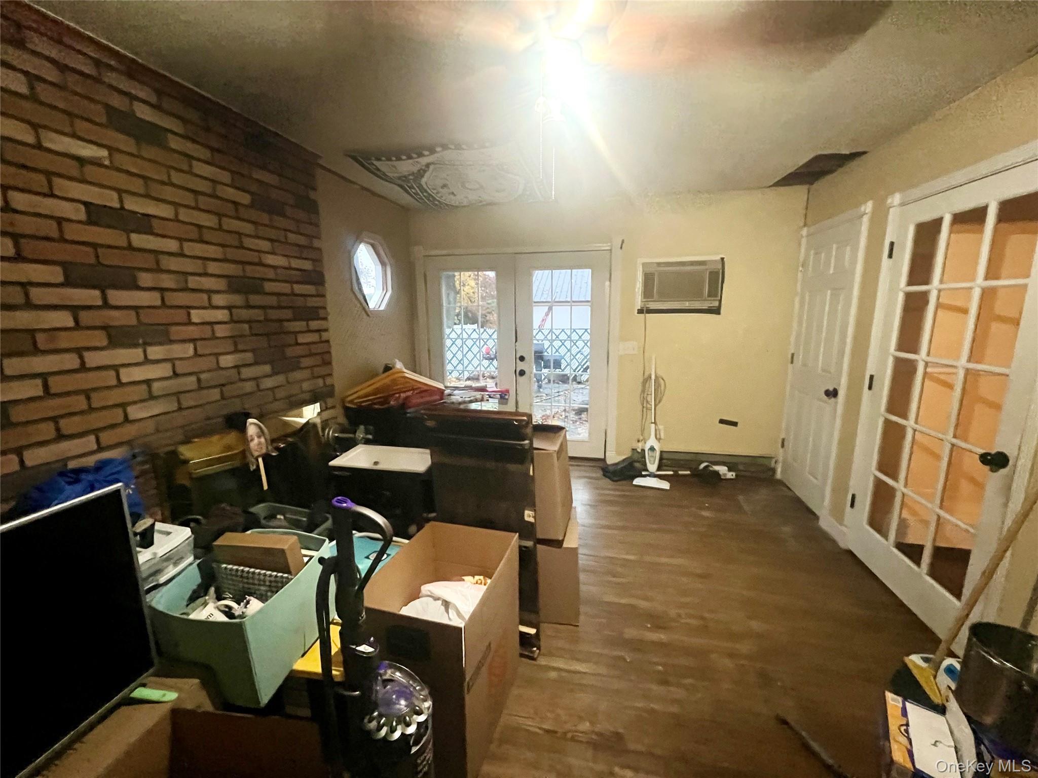 255 N 7th Street, Ronkonkoma, NY 11779