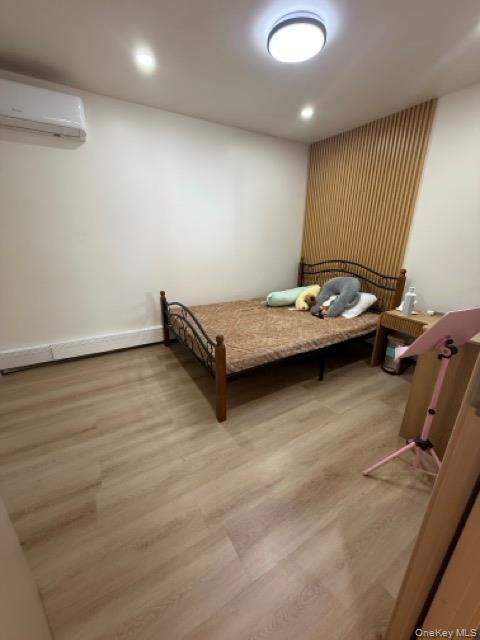 28 Floral Avenue, Bethpage, NY 11714