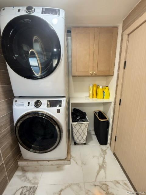 28 Floral Avenue, Bethpage, NY 11714