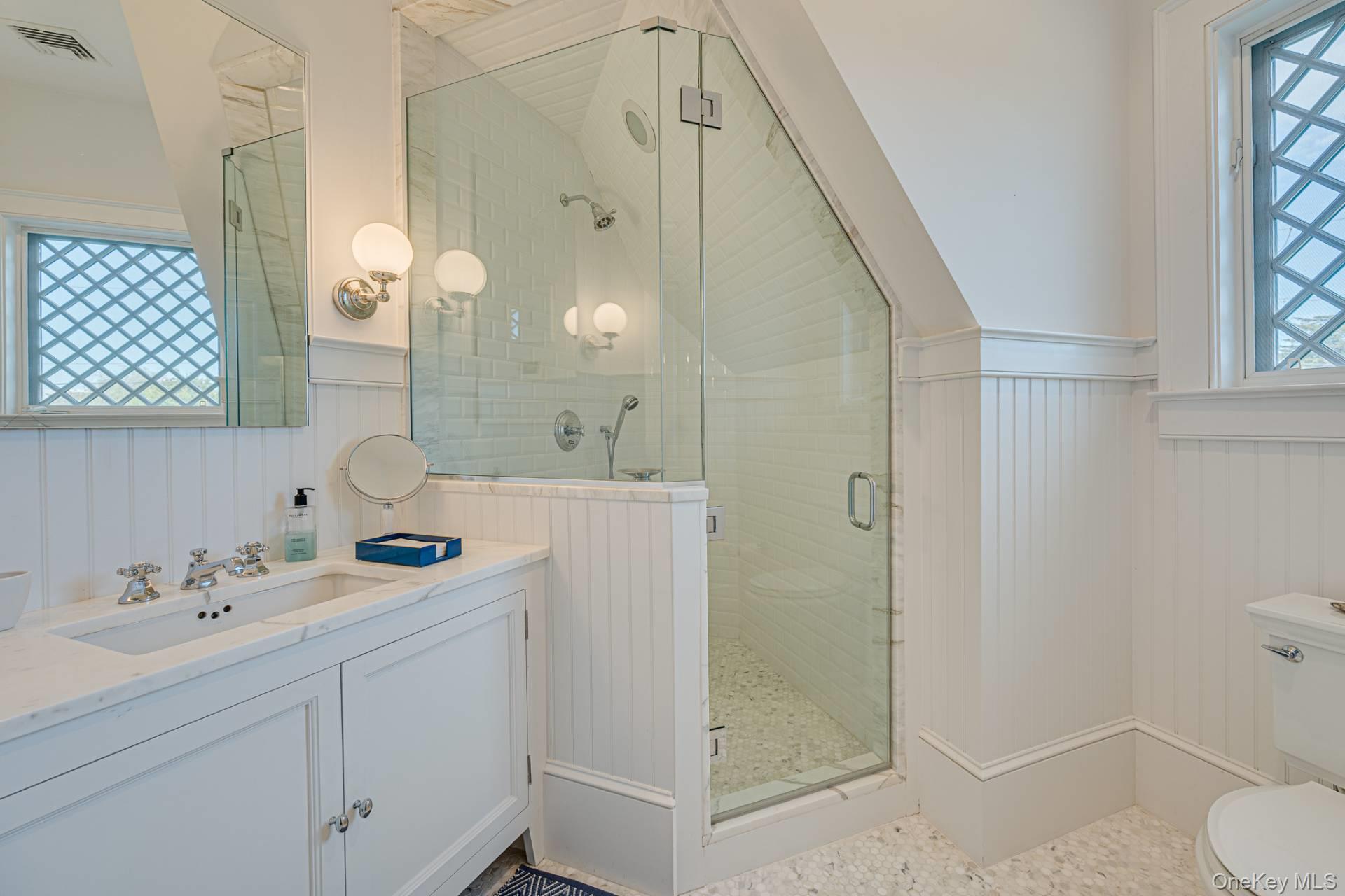 37 Huntington Lane, Water Mill, NY 11976