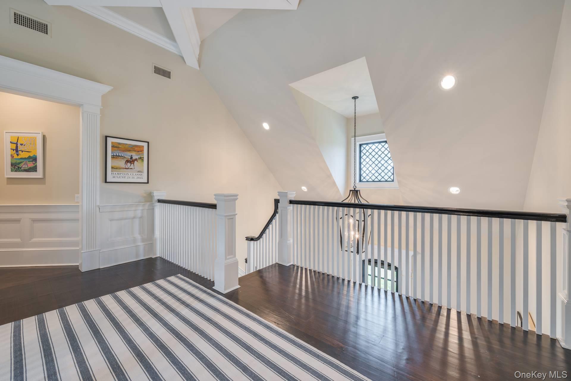 37 Huntington Lane, Water Mill, NY 11976