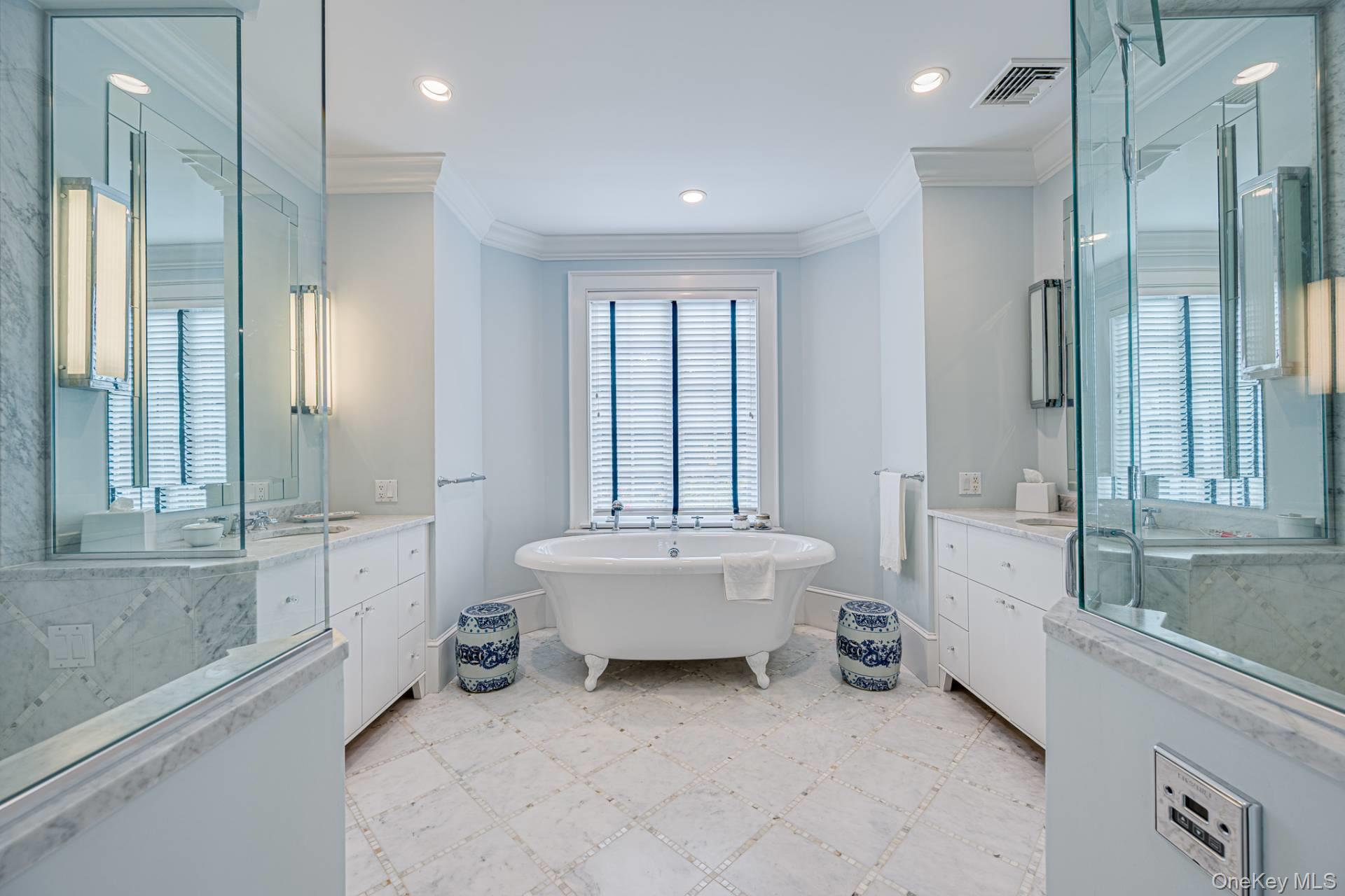 37 Huntington Lane, Water Mill, NY 11976