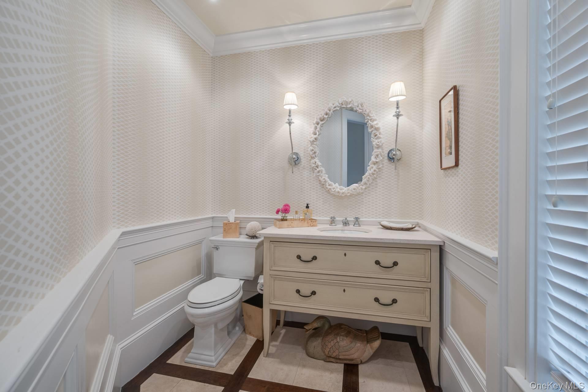 37 Huntington Lane, Water Mill, NY 11976