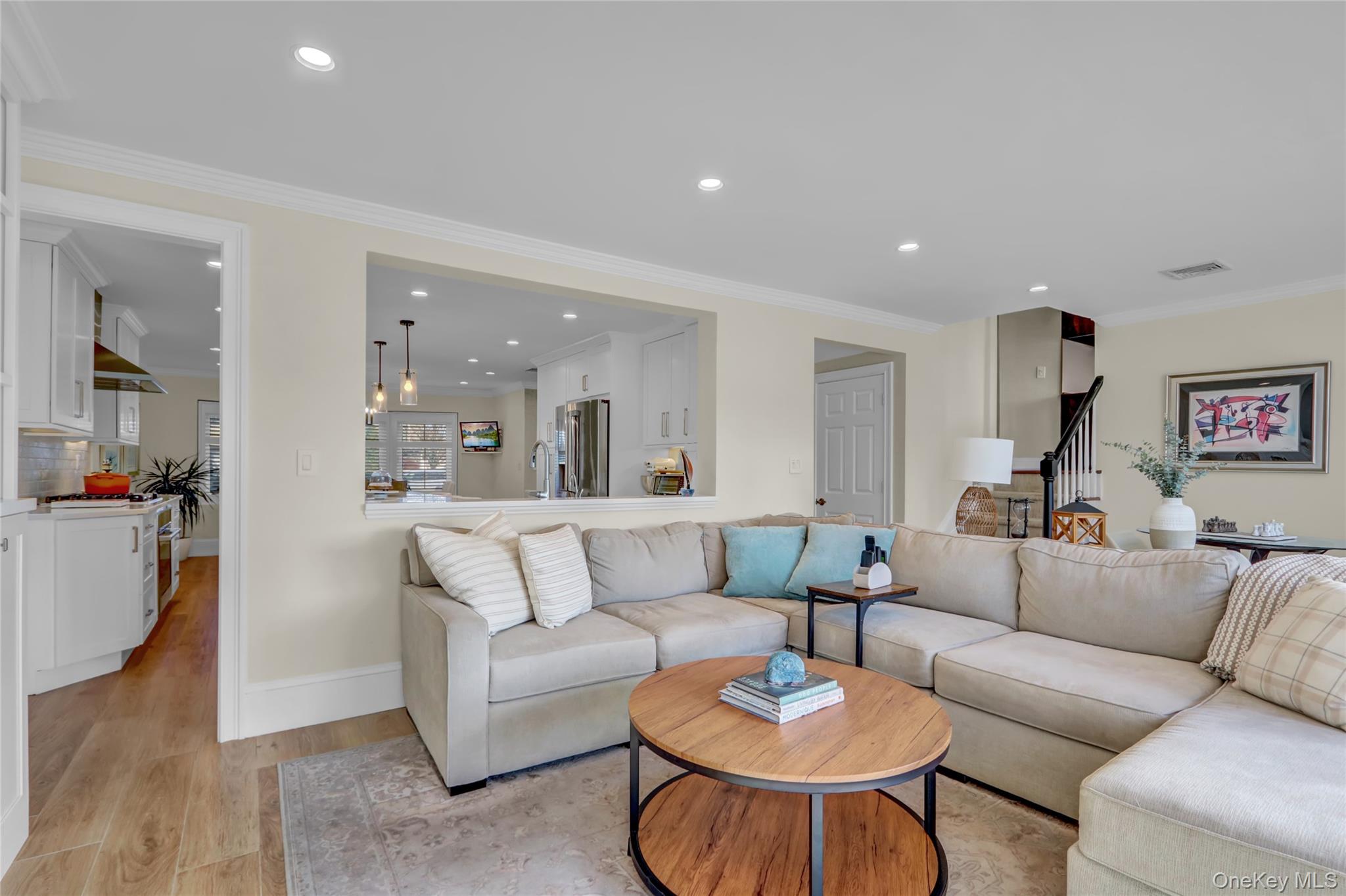 2848 Clubhouse Road, Merrick, NY 11566