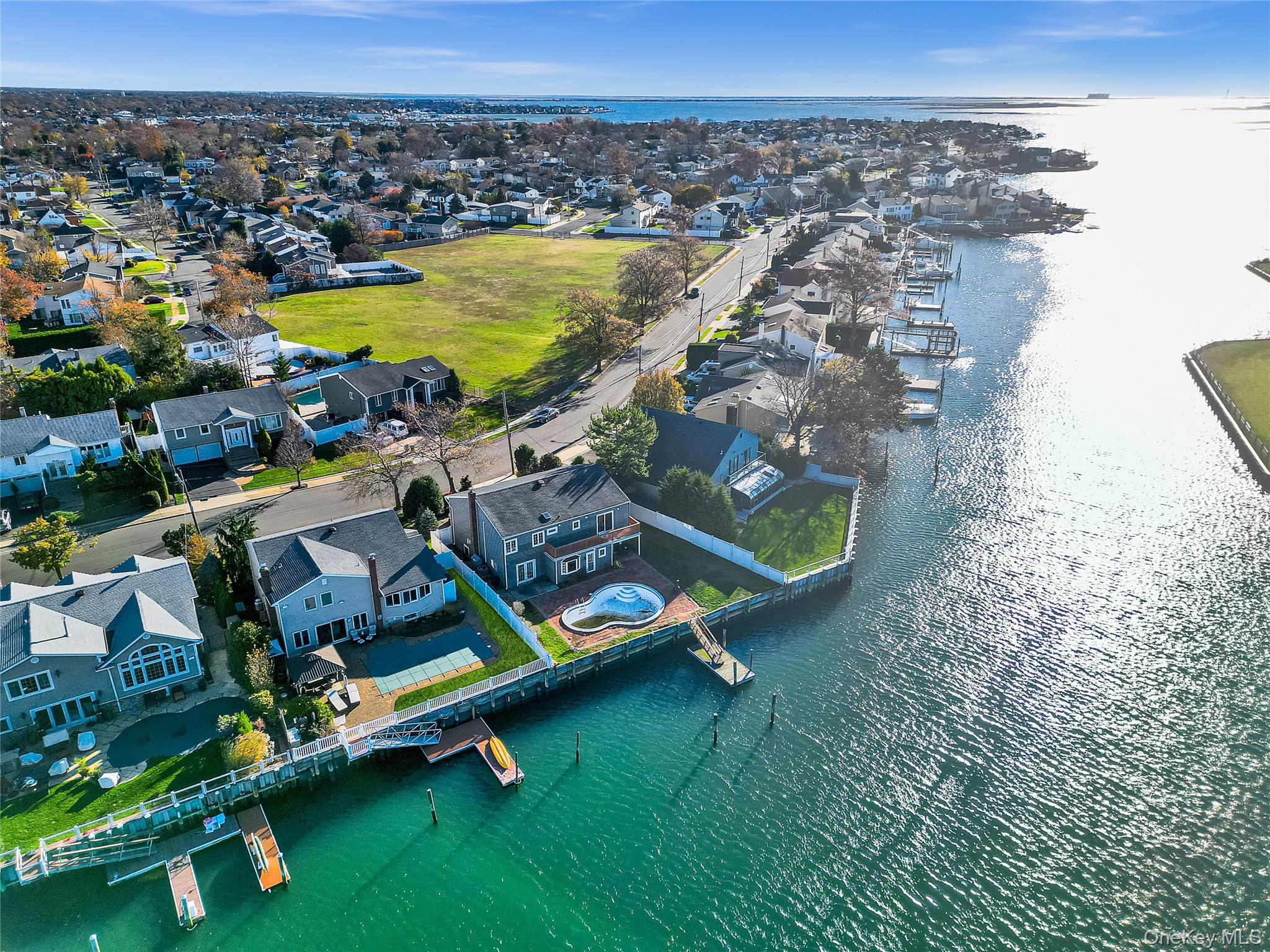 2848 Clubhouse Road, Merrick, NY 11566