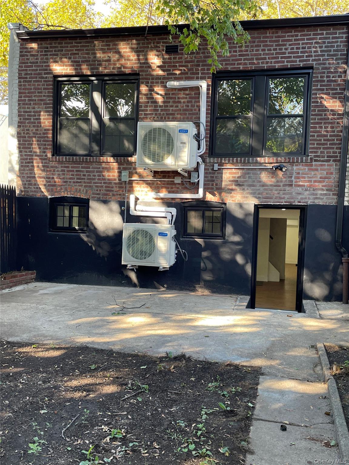 1033 E 52nd Street, Brooklyn, NY 11234