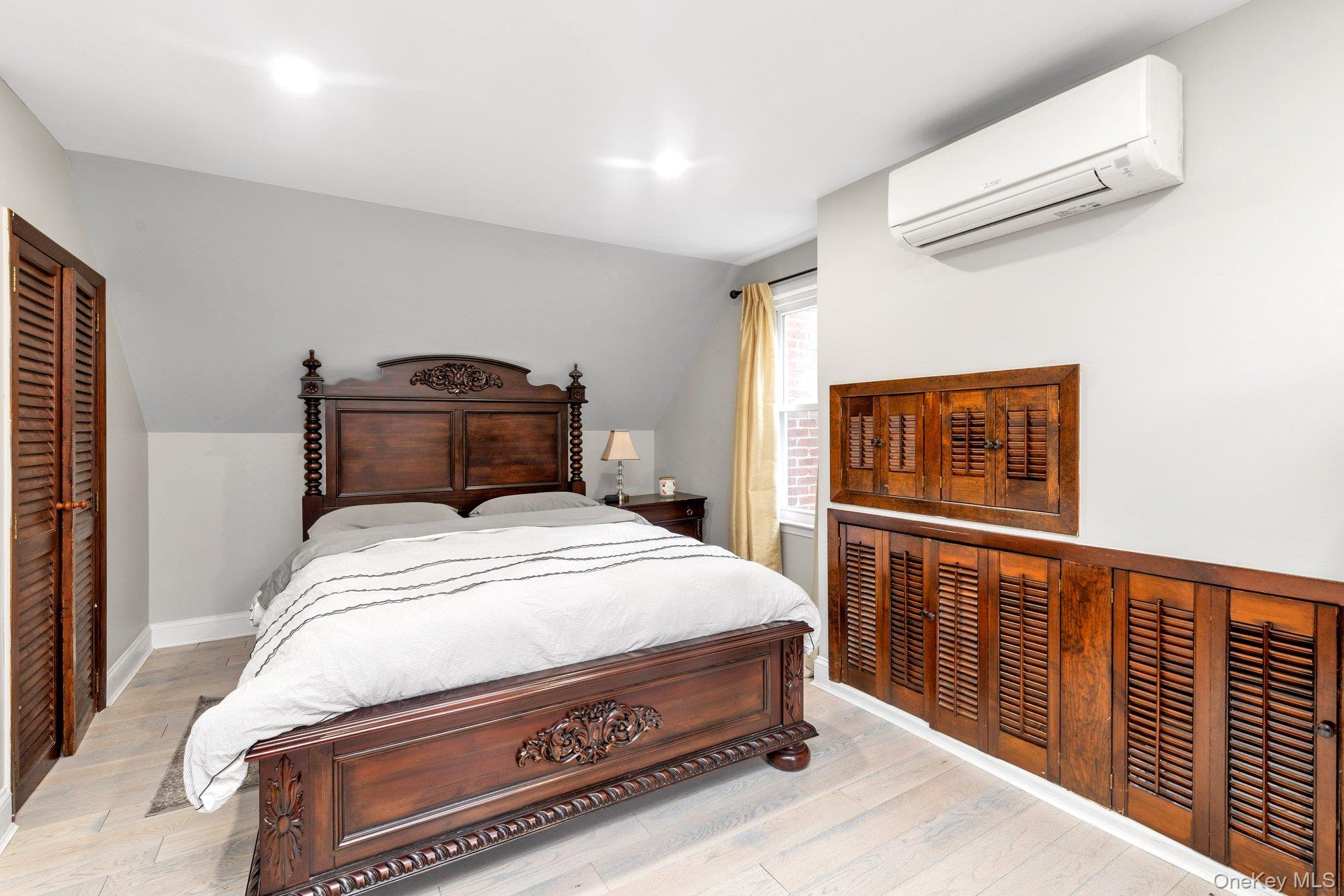 98 Ethel Street, Valley Stream, NY 11580