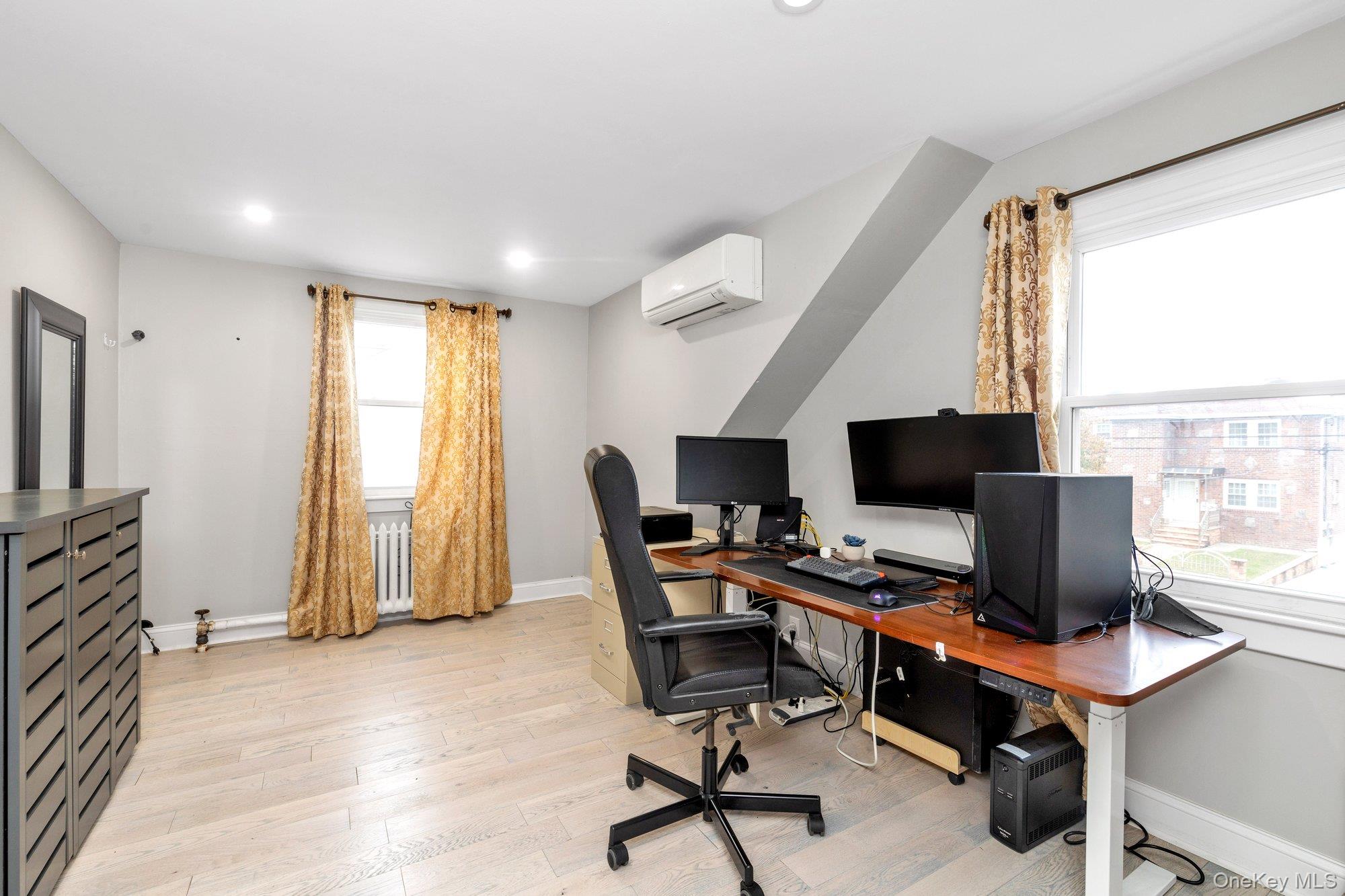 98 Ethel Street, Valley Stream, NY 11580