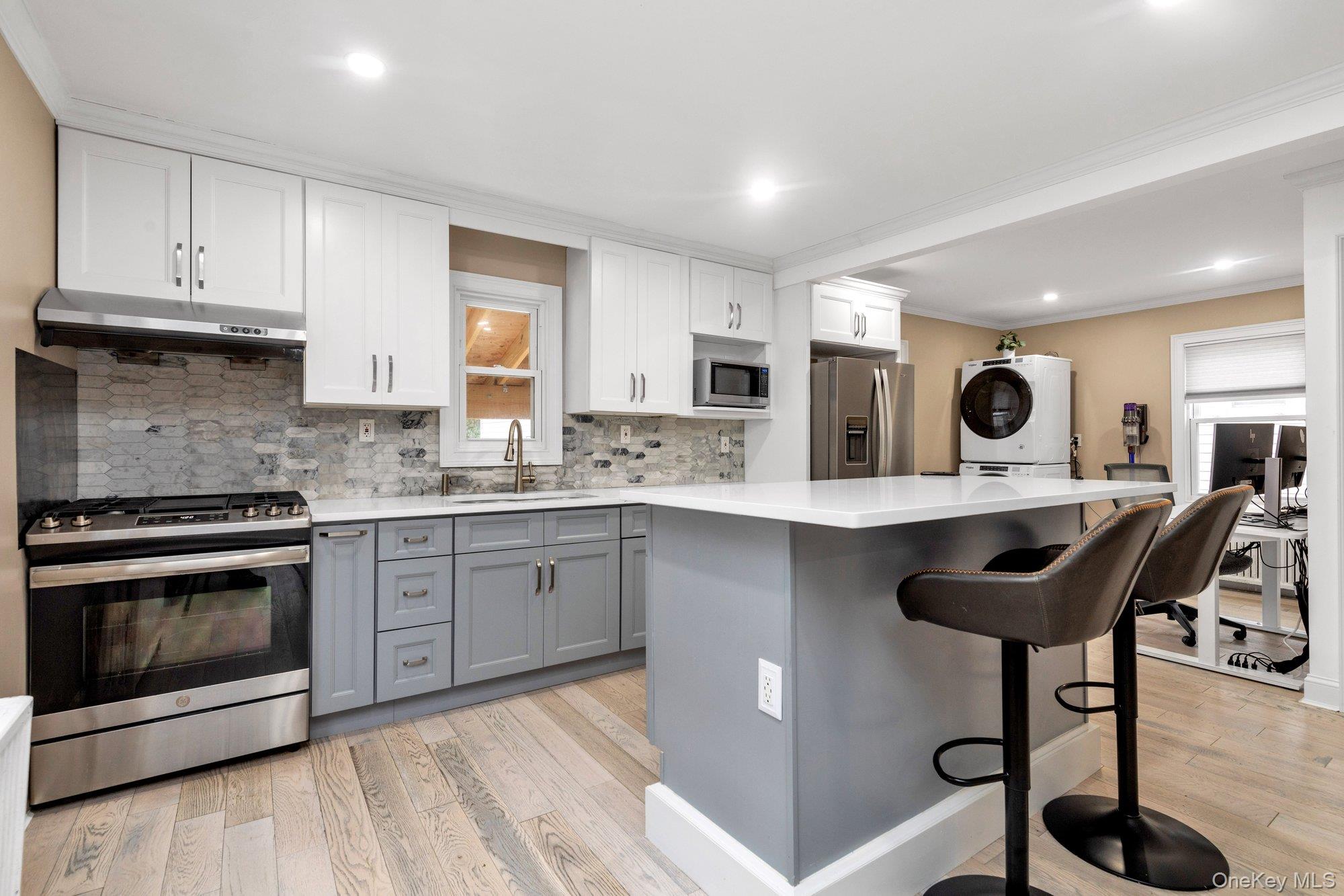 98 Ethel Street, Valley Stream, NY 11580