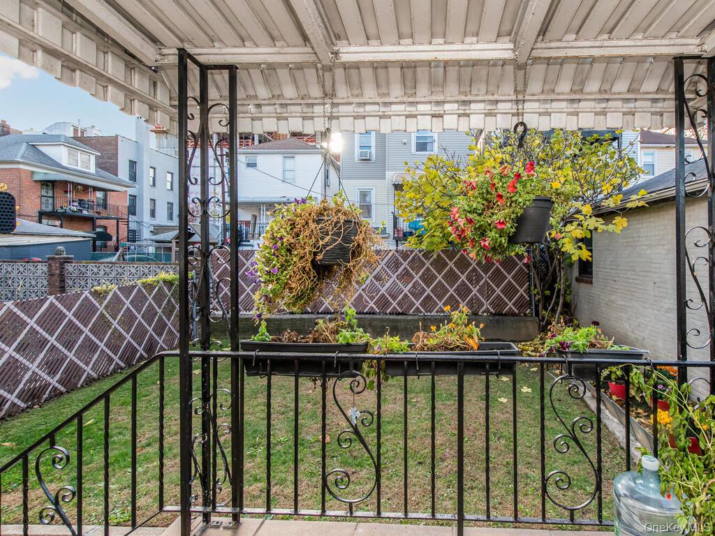 1813 Willow Lane, Bronx, NY 10461