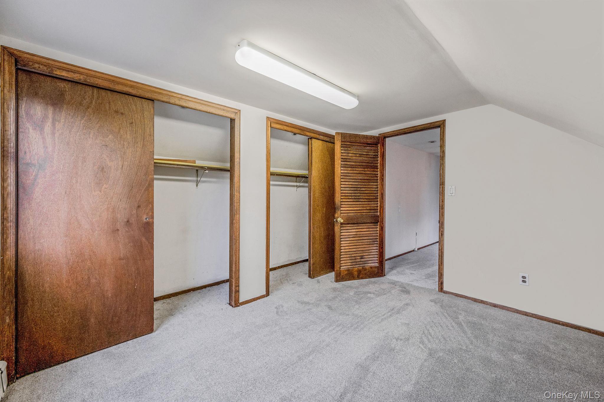 23 Dellmarie Lane, Nesconset, NY 11767