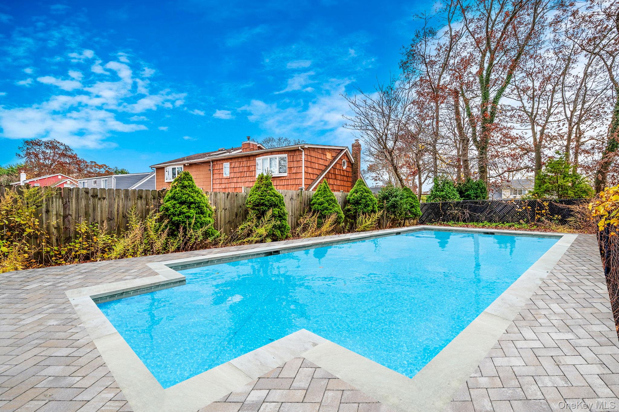 23 Dellmarie Lane, Nesconset, NY 11767