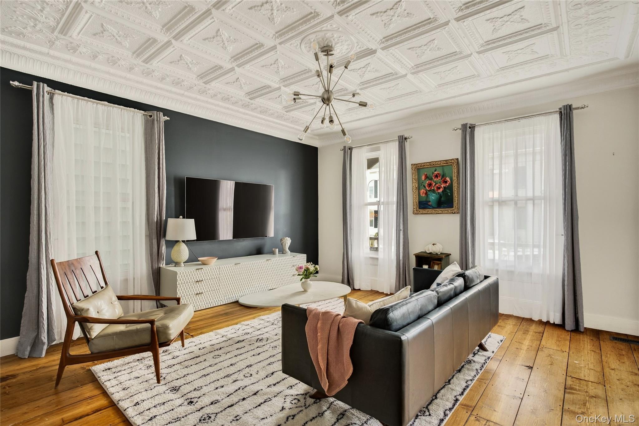 19 8th Street, Hudson, NY 12534