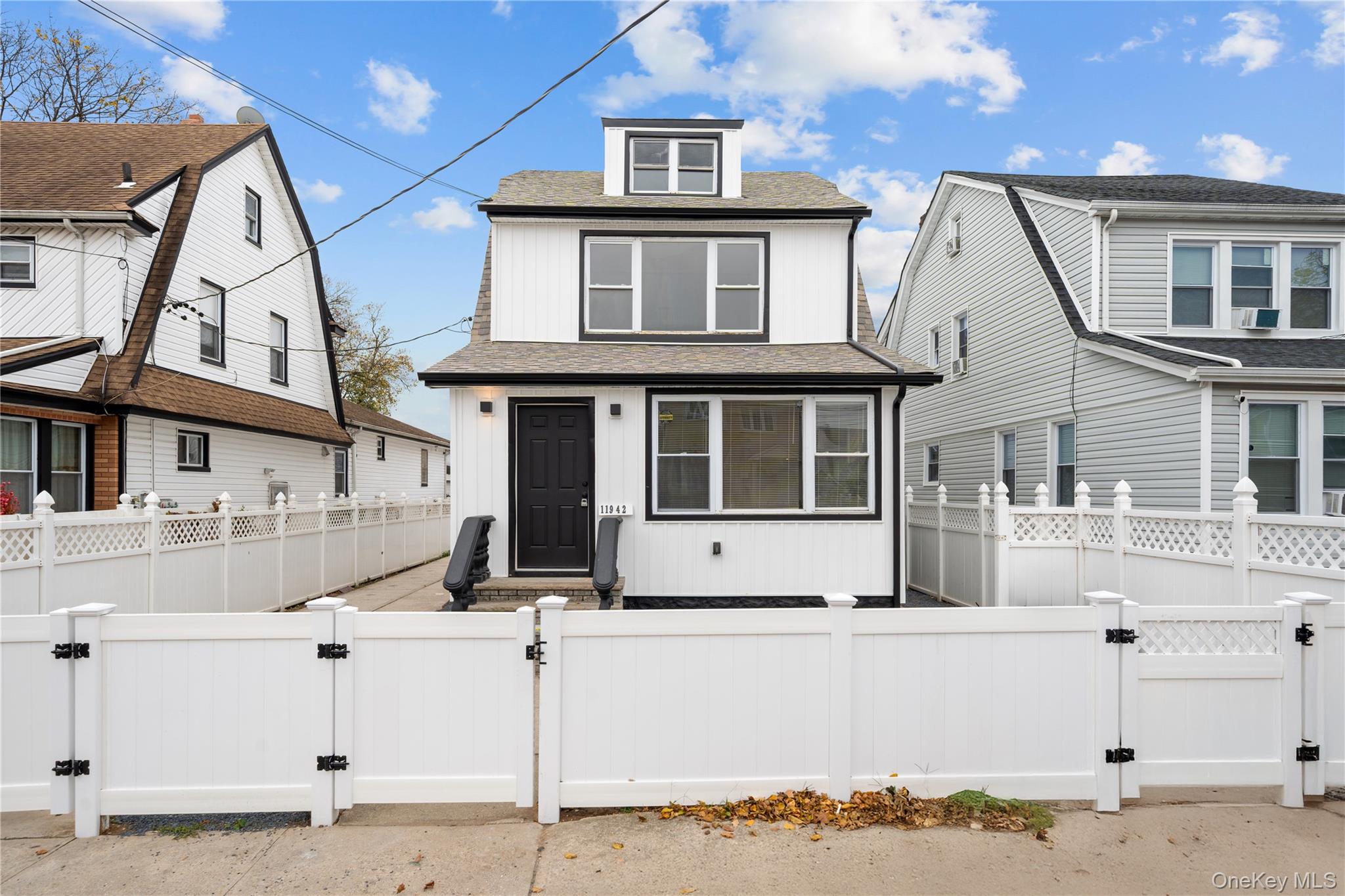 11942 189th Street, Saint Albans, NY 11412