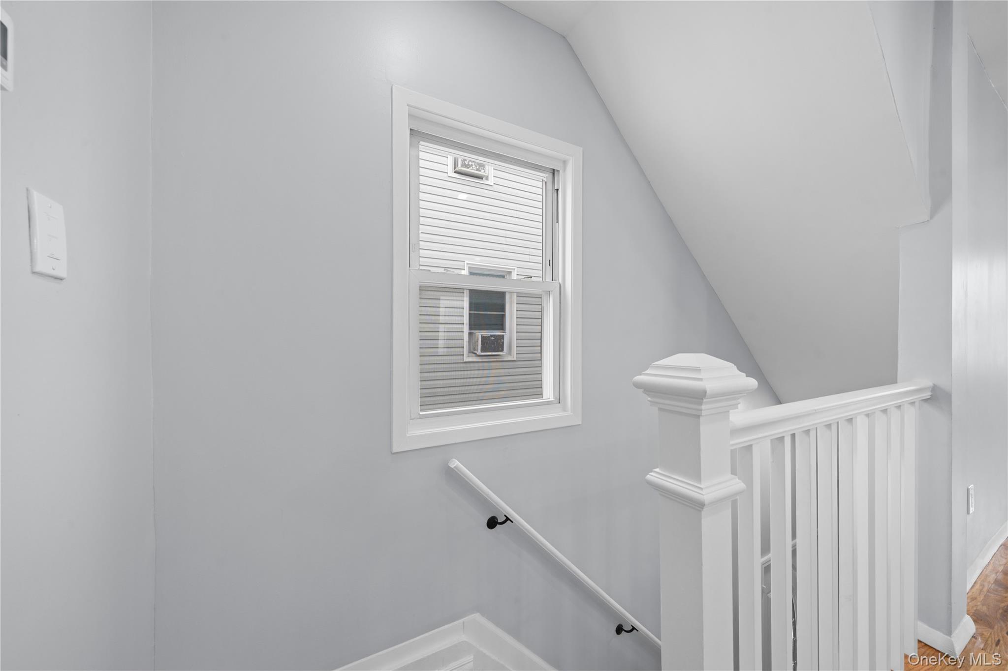 11942 189th Street, Saint Albans, NY 11412