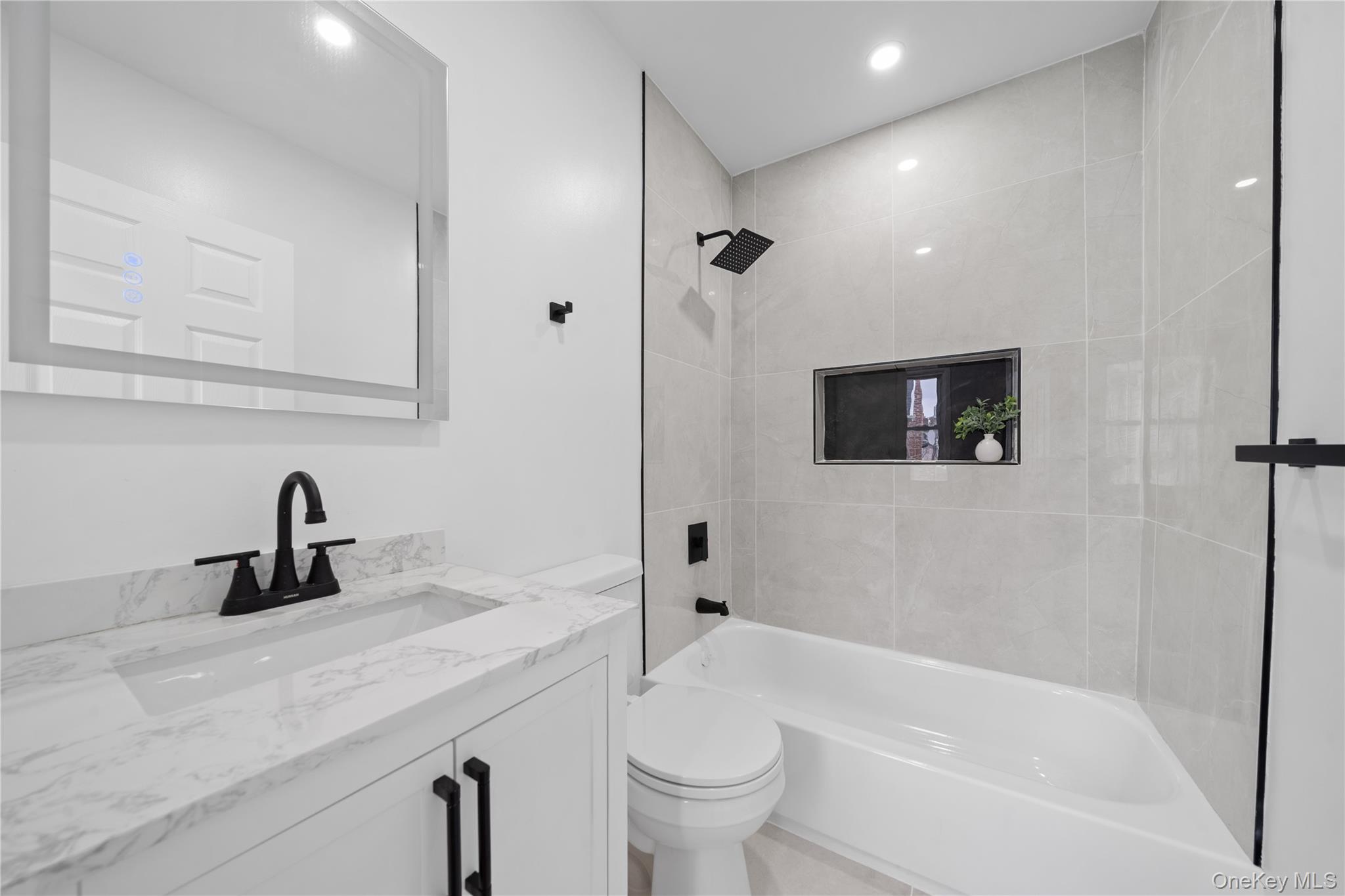 11942 189th Street, Saint Albans, NY 11412