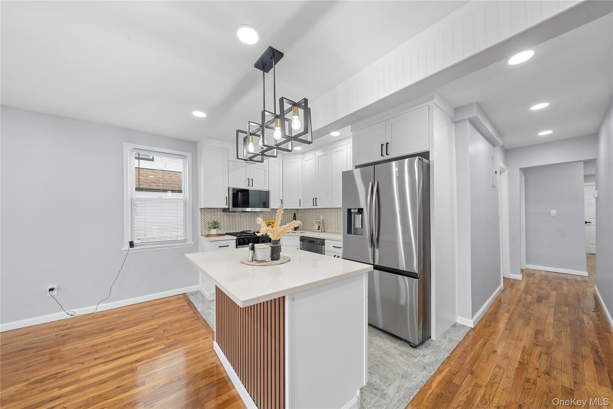 11942 189th Street, Saint Albans, NY 11412