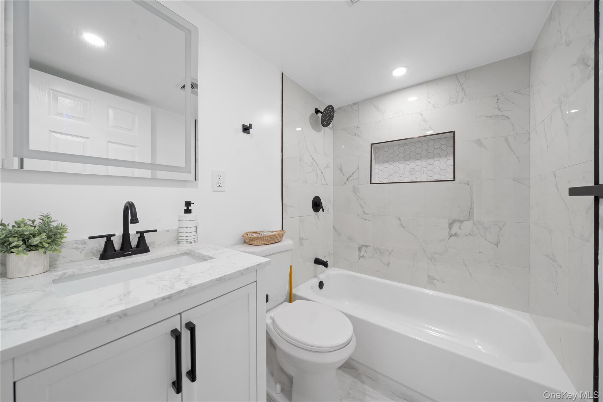 11942 189th Street, Saint Albans, NY 11412