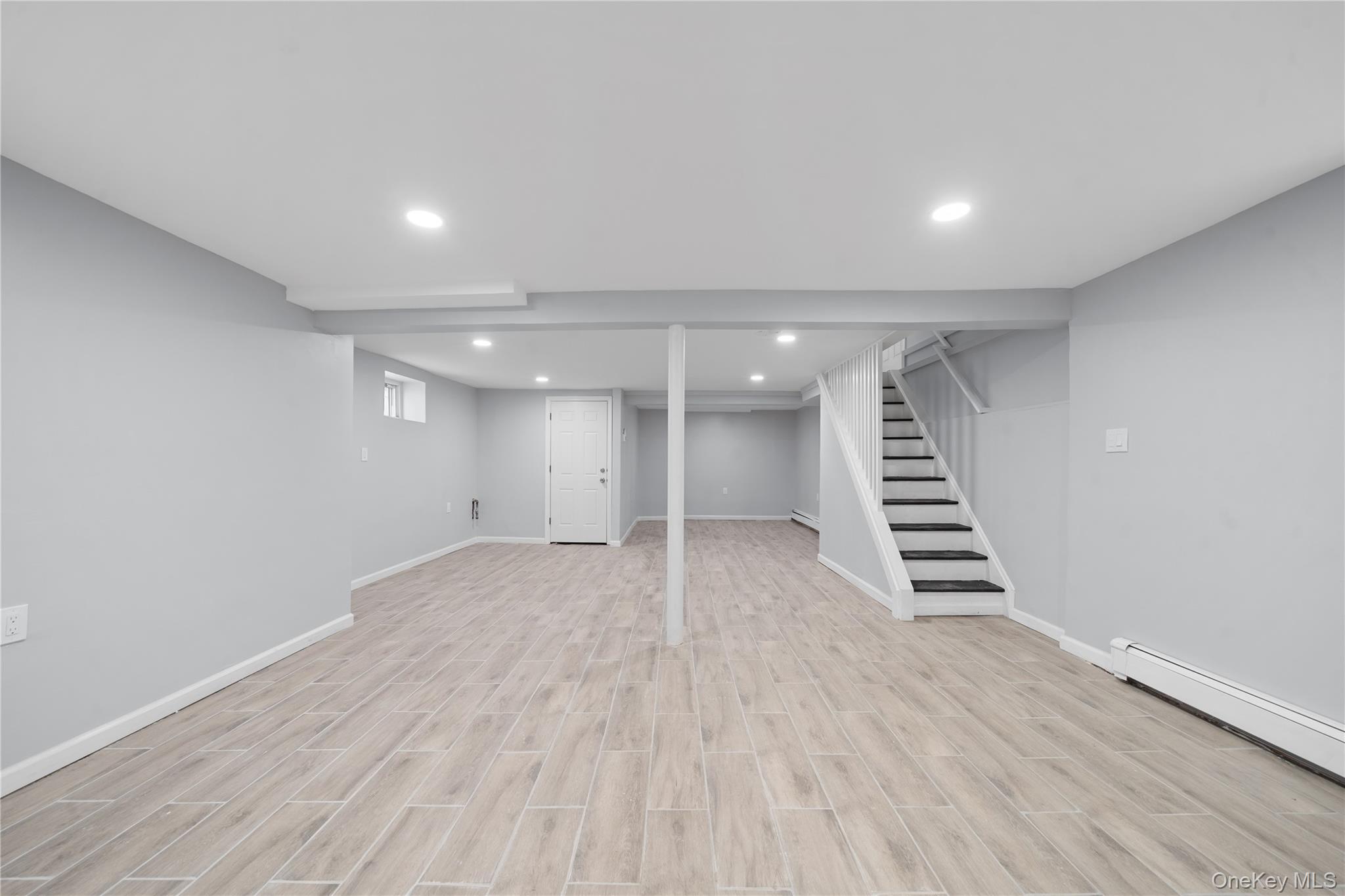 11942 189th Street, Saint Albans, NY 11412