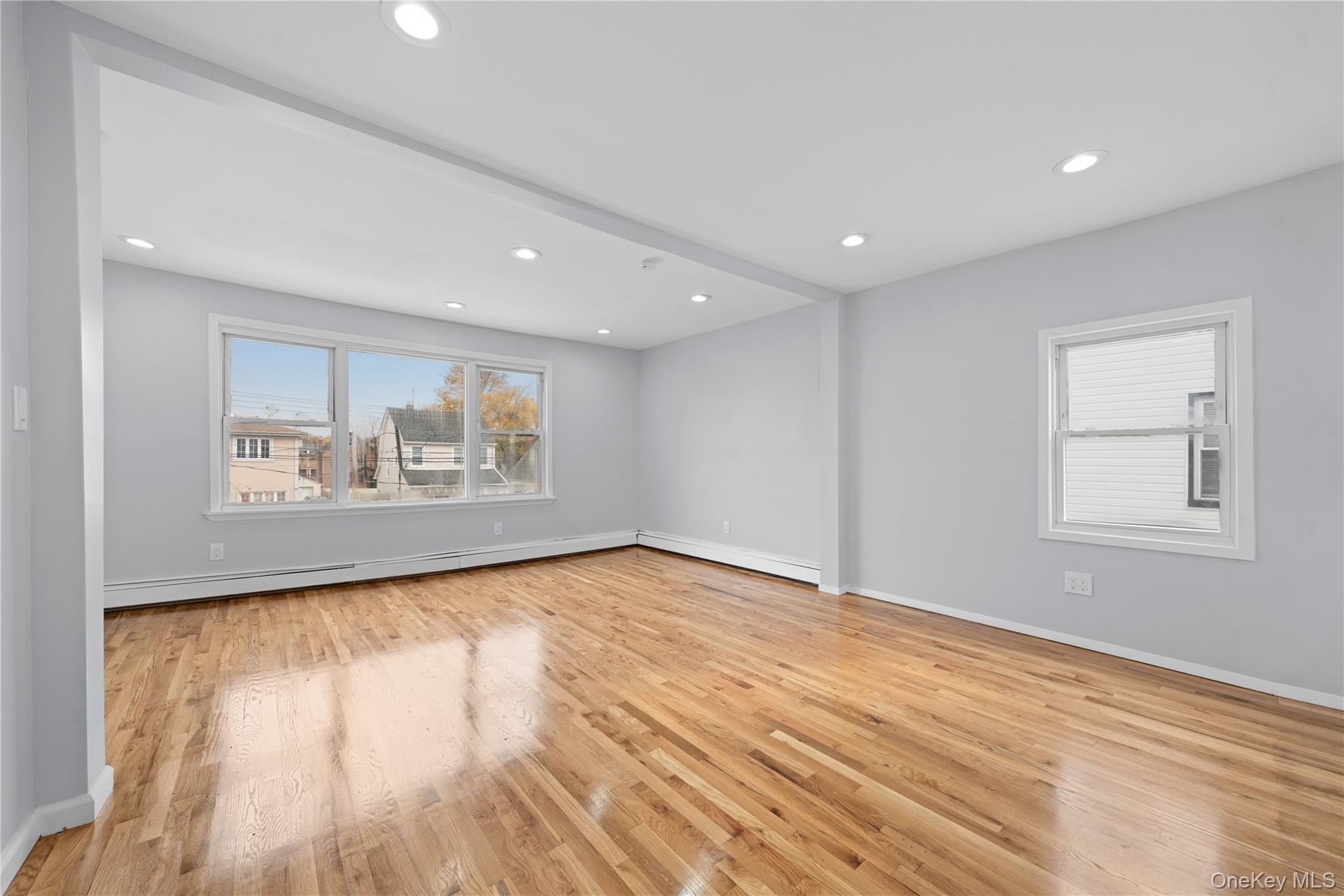 11942 189th Street, Saint Albans, NY 11412