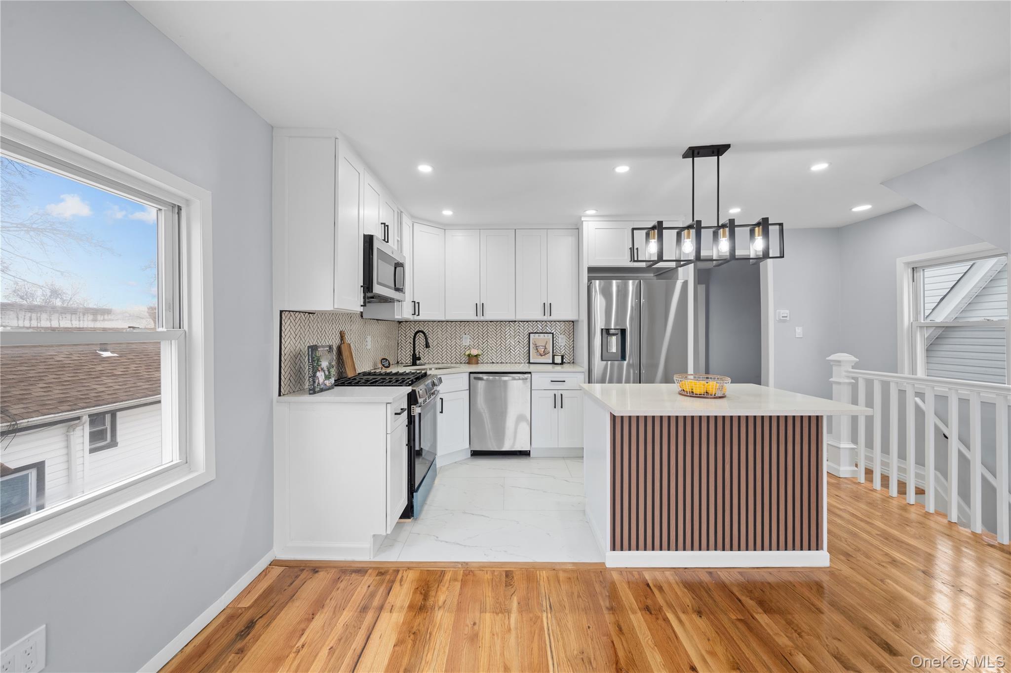 11942 189th Street, Saint Albans, NY 11412