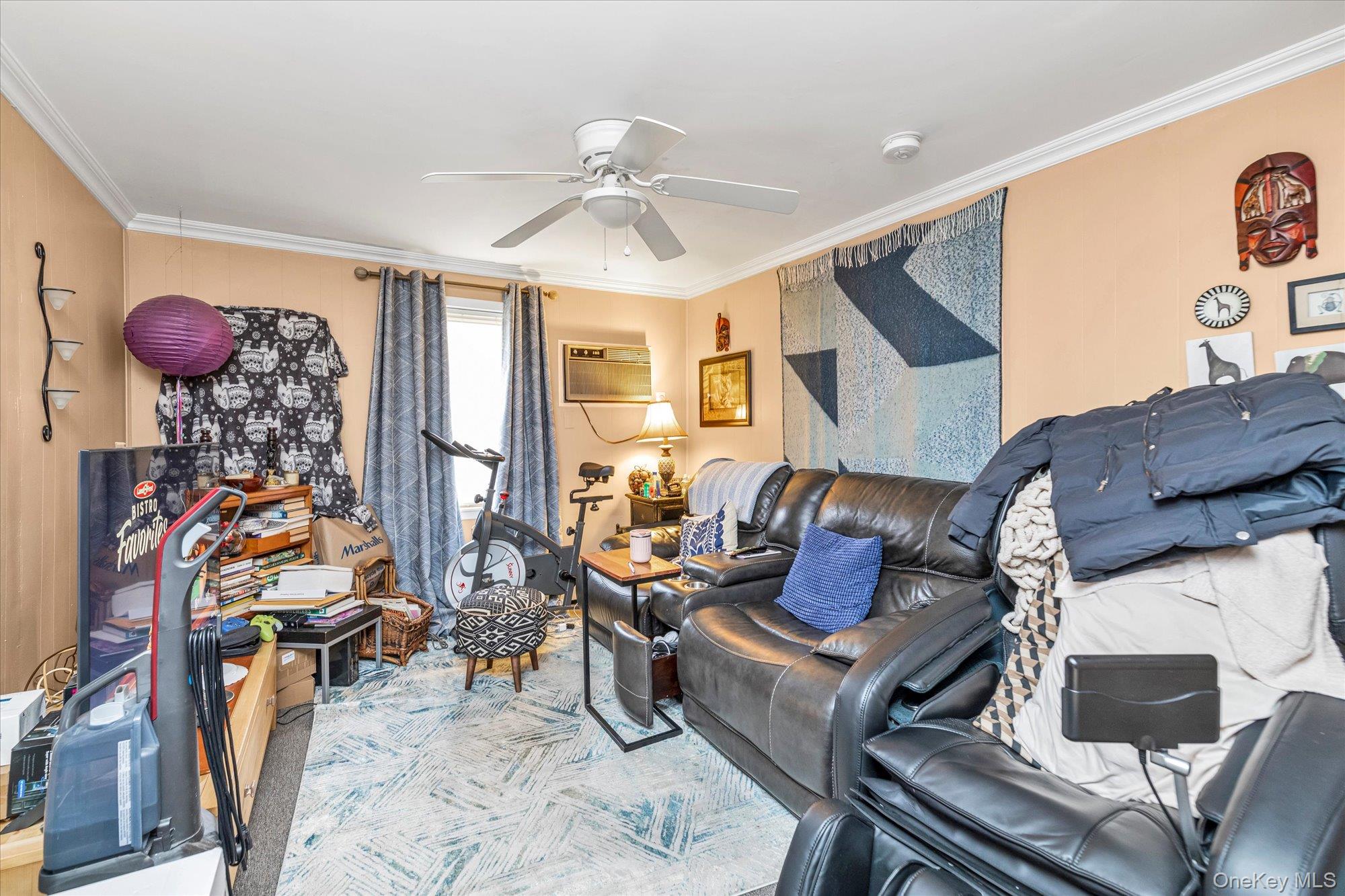 8 Jackson Street, Glen Cove, NY 11542