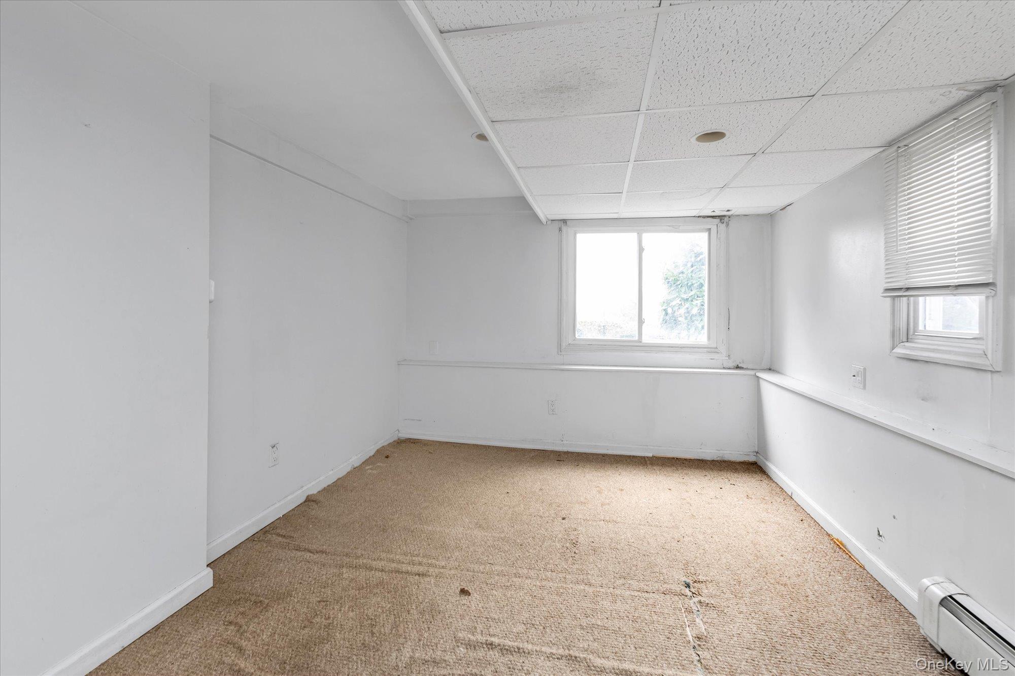 8 Jackson Street, Glen Cove, NY 11542