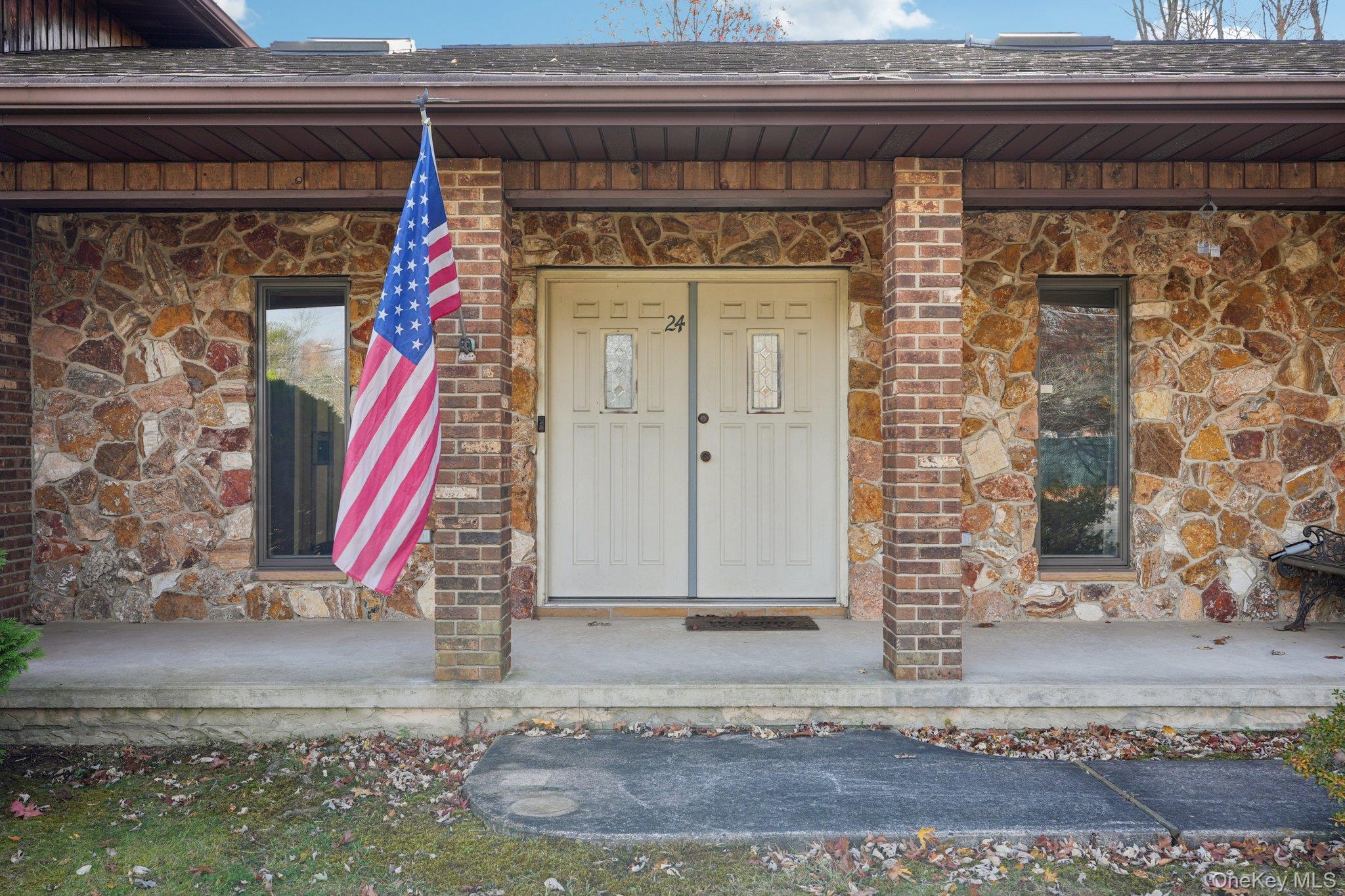 24 Brenda Lane, Bardonia, NY 10954