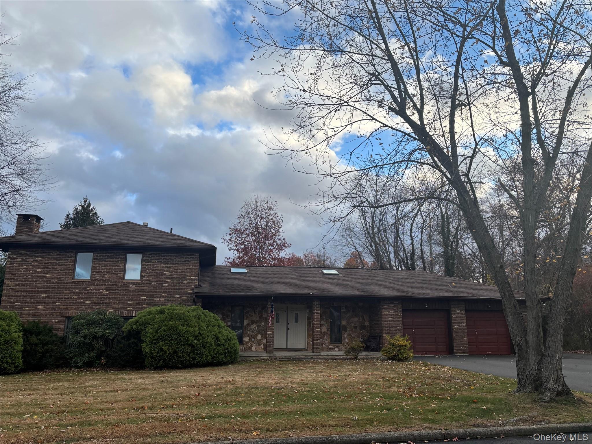 24 Brenda Lane, Bardonia, NY 10954