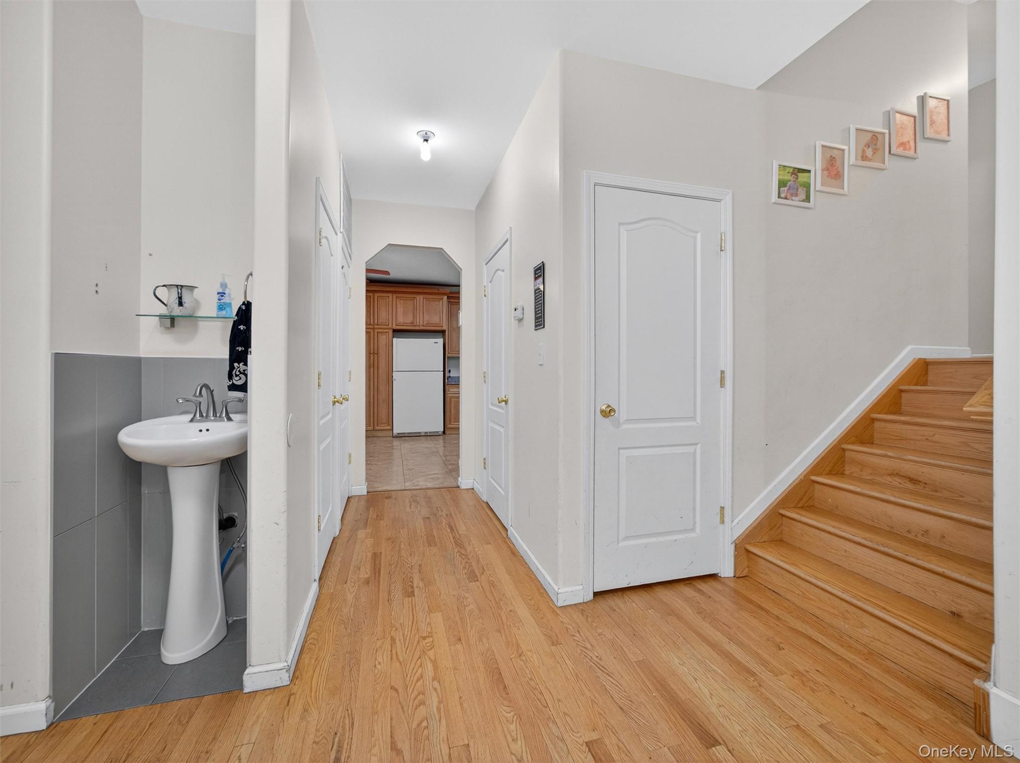 6 Rose Garden Way # 203, Monsey, NY 10952