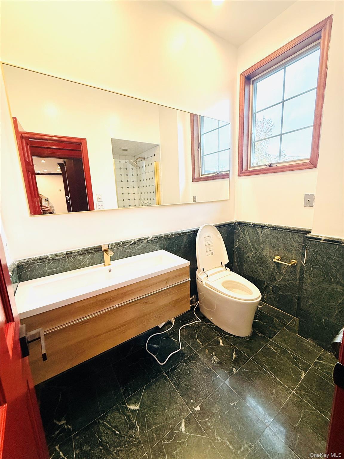 65 Mellow Ln, Jericho, NY 11753