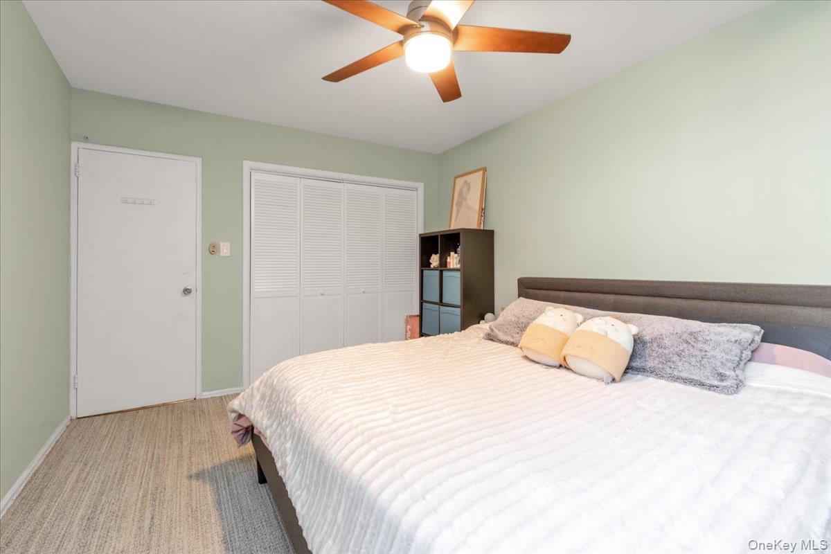 80-35 Springfield Blvd # 4F, Oakland Gardens, NY 11364