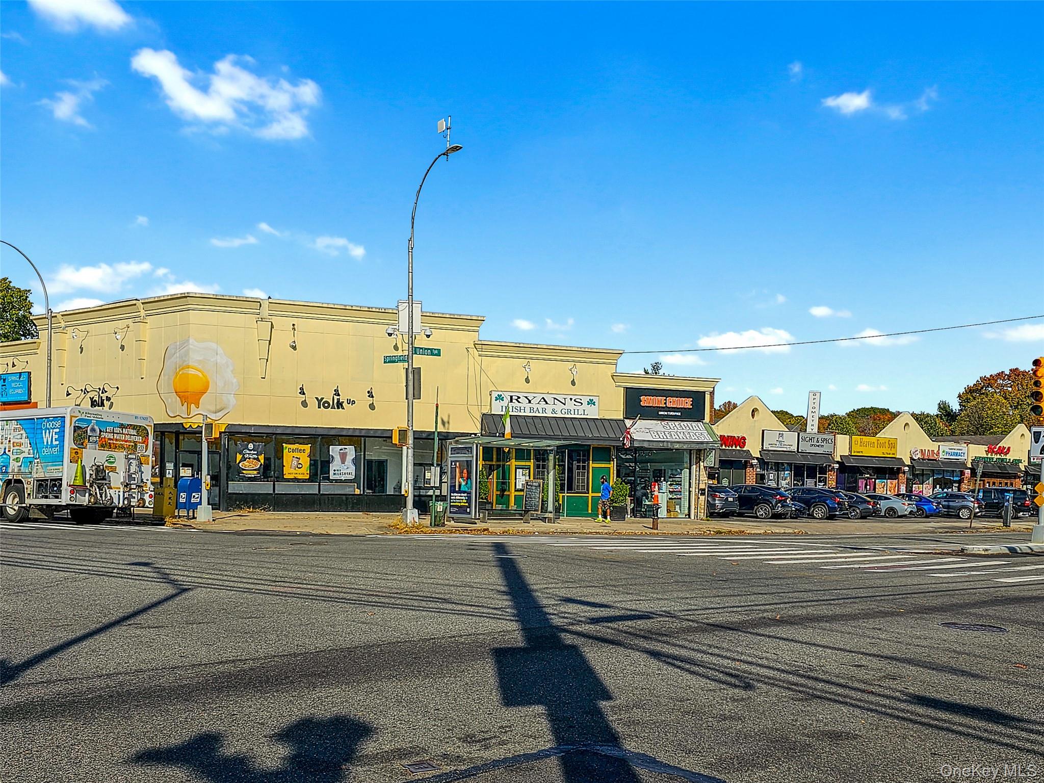 80-35 Springfield Blvd # 4F, Oakland Gardens, NY 11364