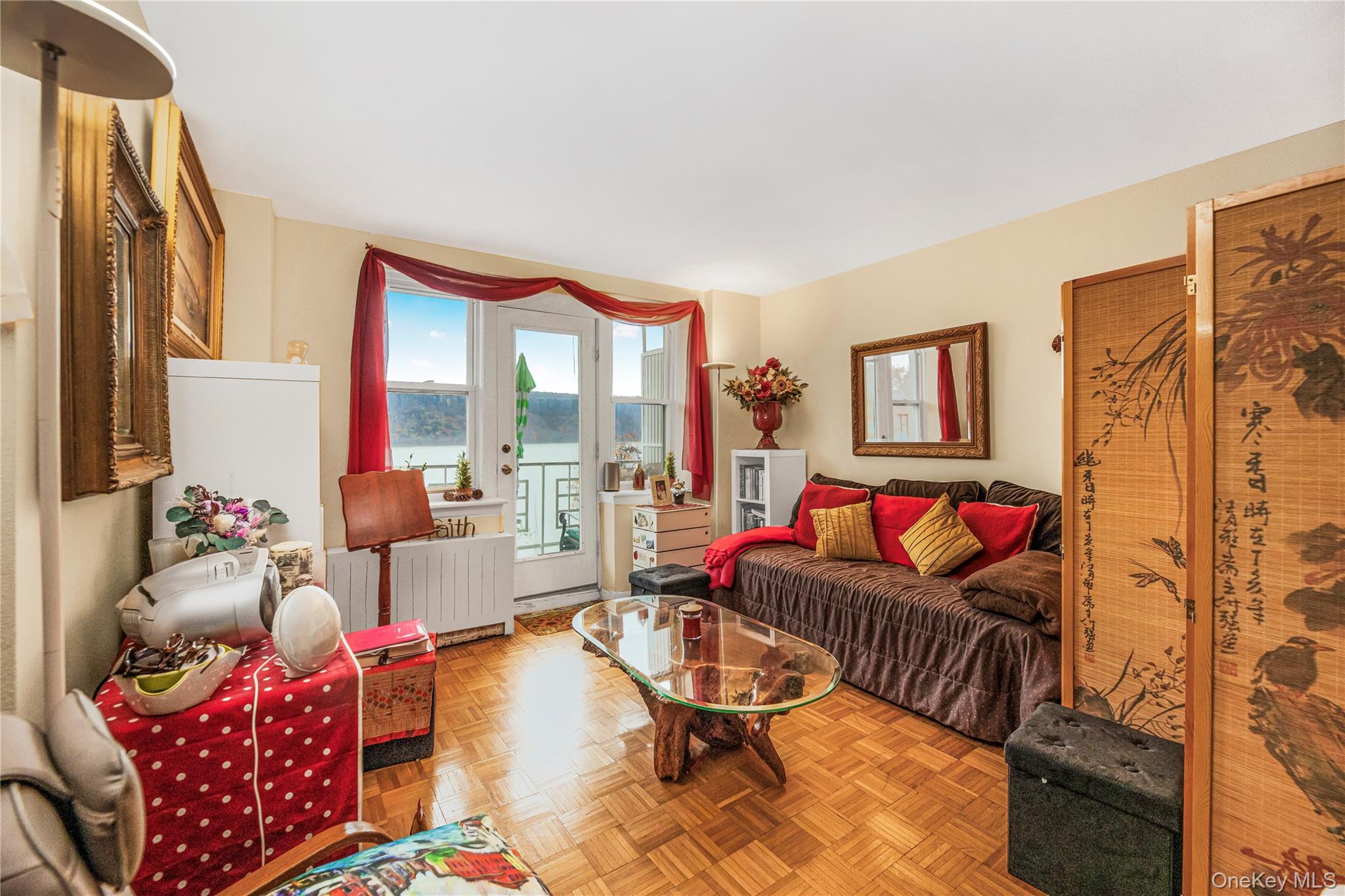 679 Warburton Avenue # 1M, Yonkers, NY 10701